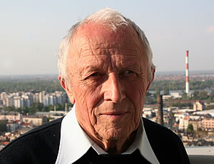 Dr Radenko Lazarevi